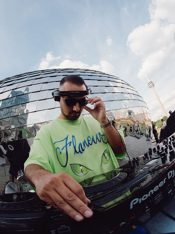 Image without a name