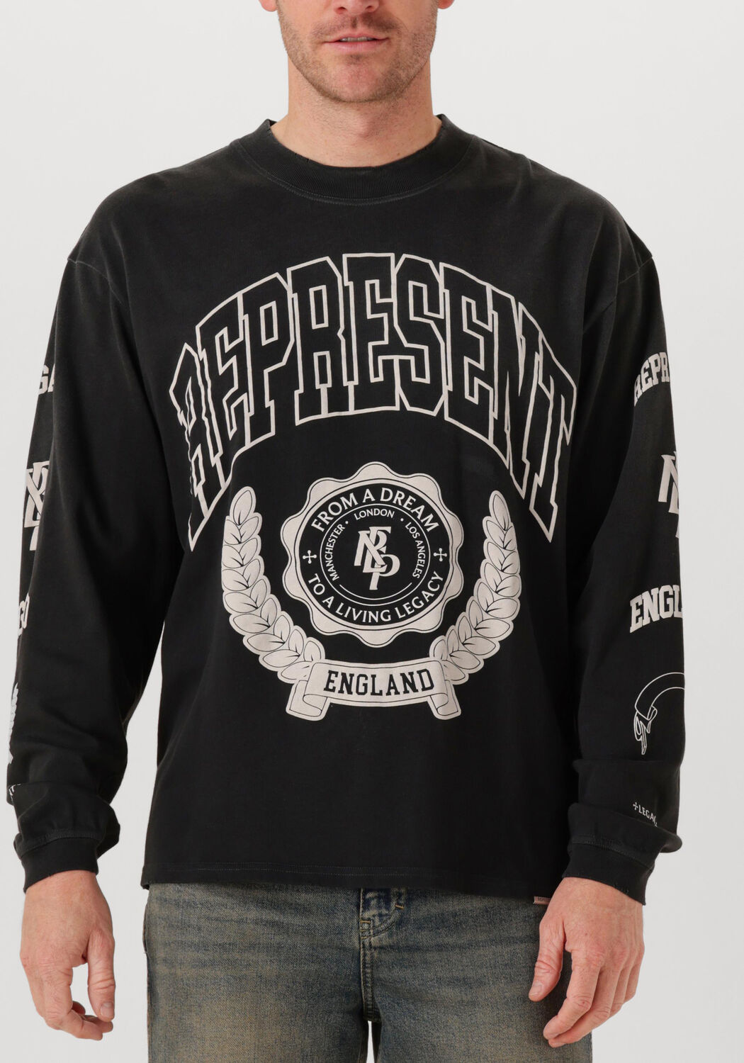 Zwarte REPRESENT T-shirt LEGACY CREST LONG SLEEVE T SHIRT | Assem