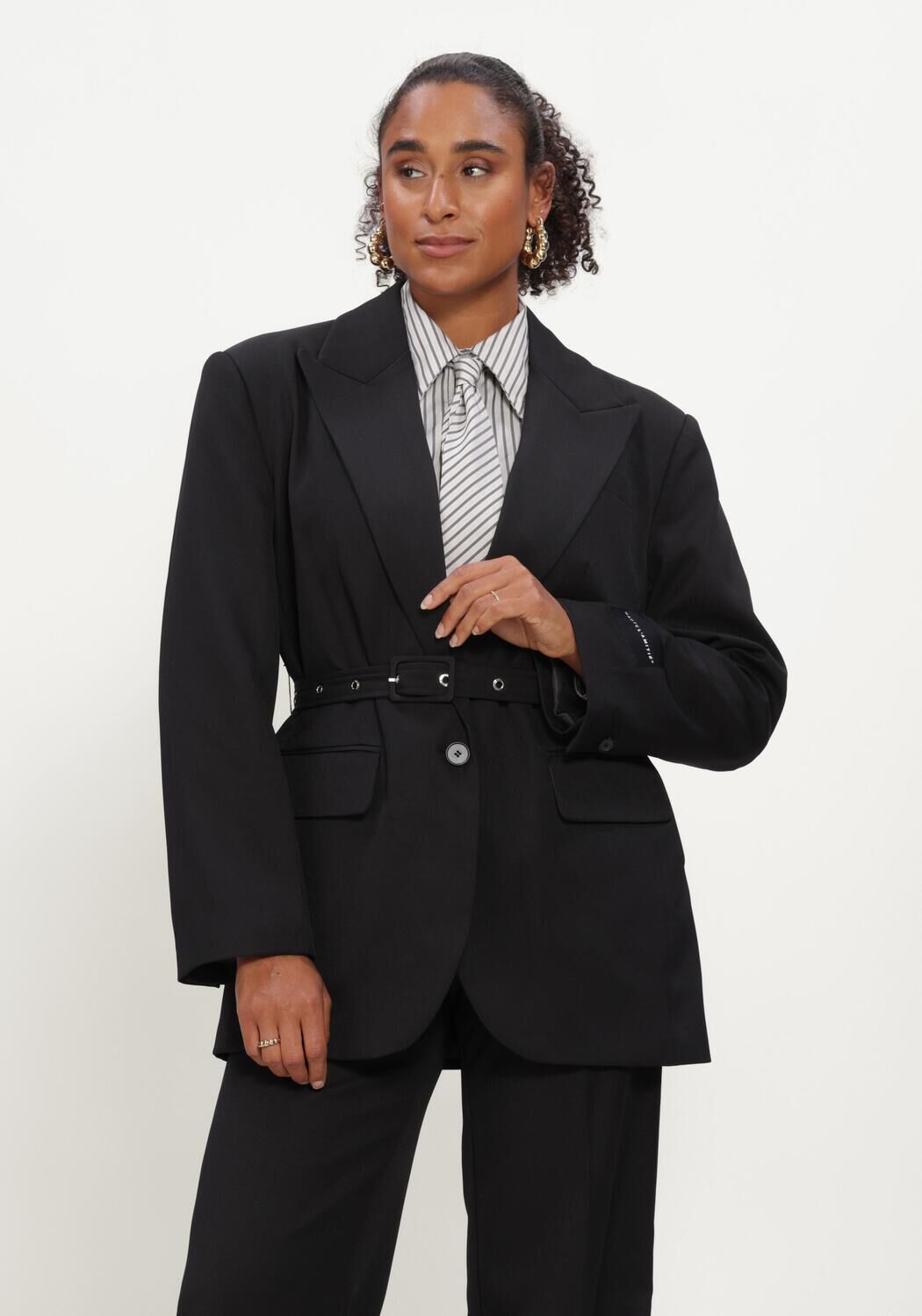 HAUTE L'AMITIÉ Haute L'Amitié Blazer Dames Premiere Oversize Belt Blazer