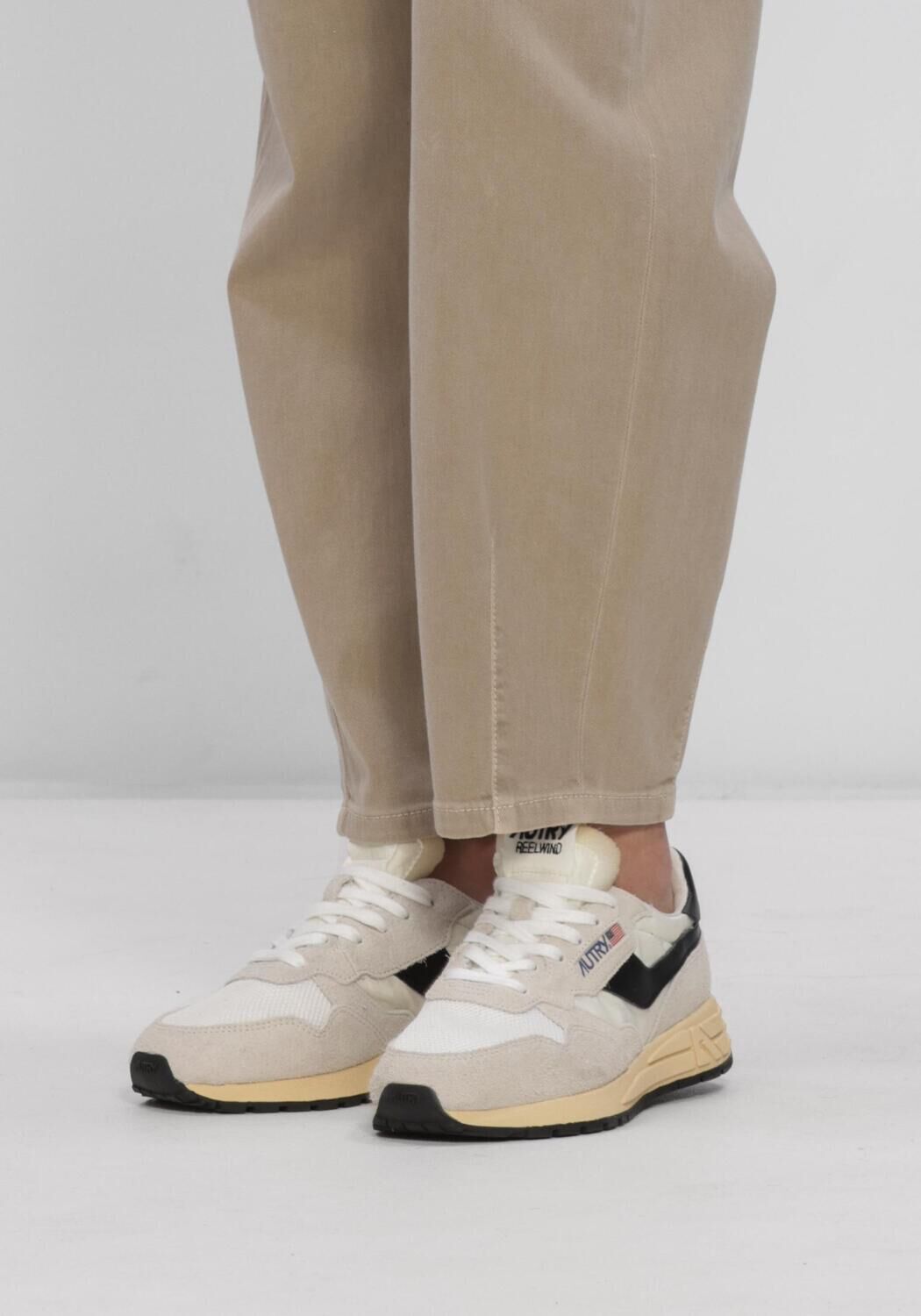 Beige AUTRY Lage sneakers REELWIND LOW - large