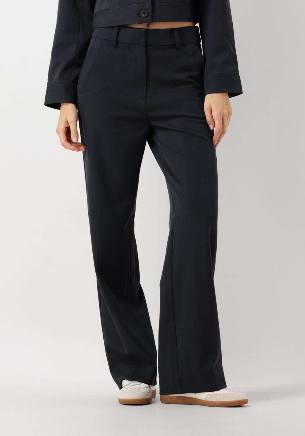 Costa kleding clearance