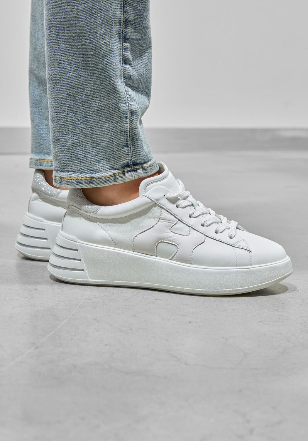 Witte HOGAN Lage sneakers REBEL H564 ALLACCIATO - medium