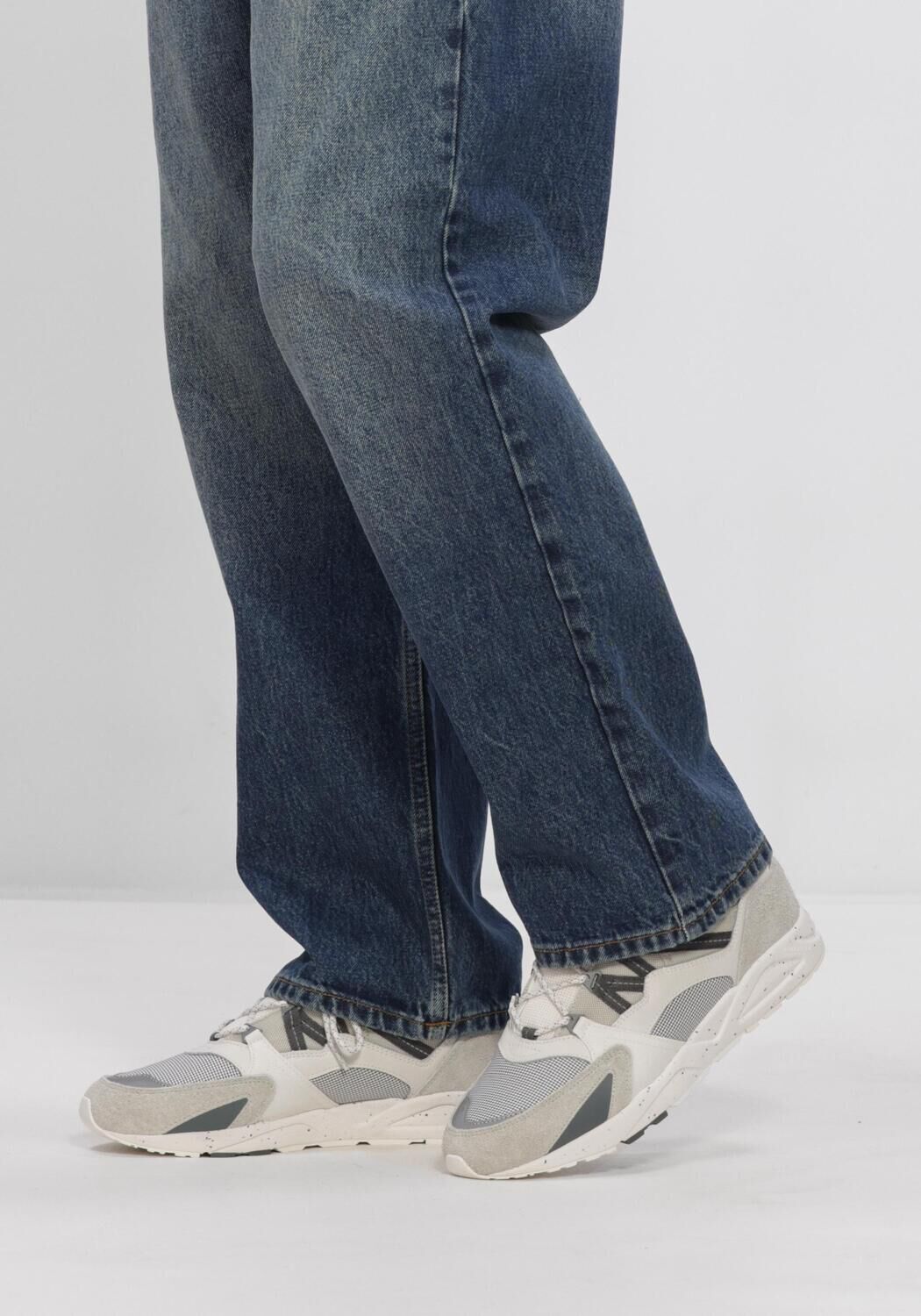 Grijze KARHU Lage sneakers FUSHION 2.0 - large