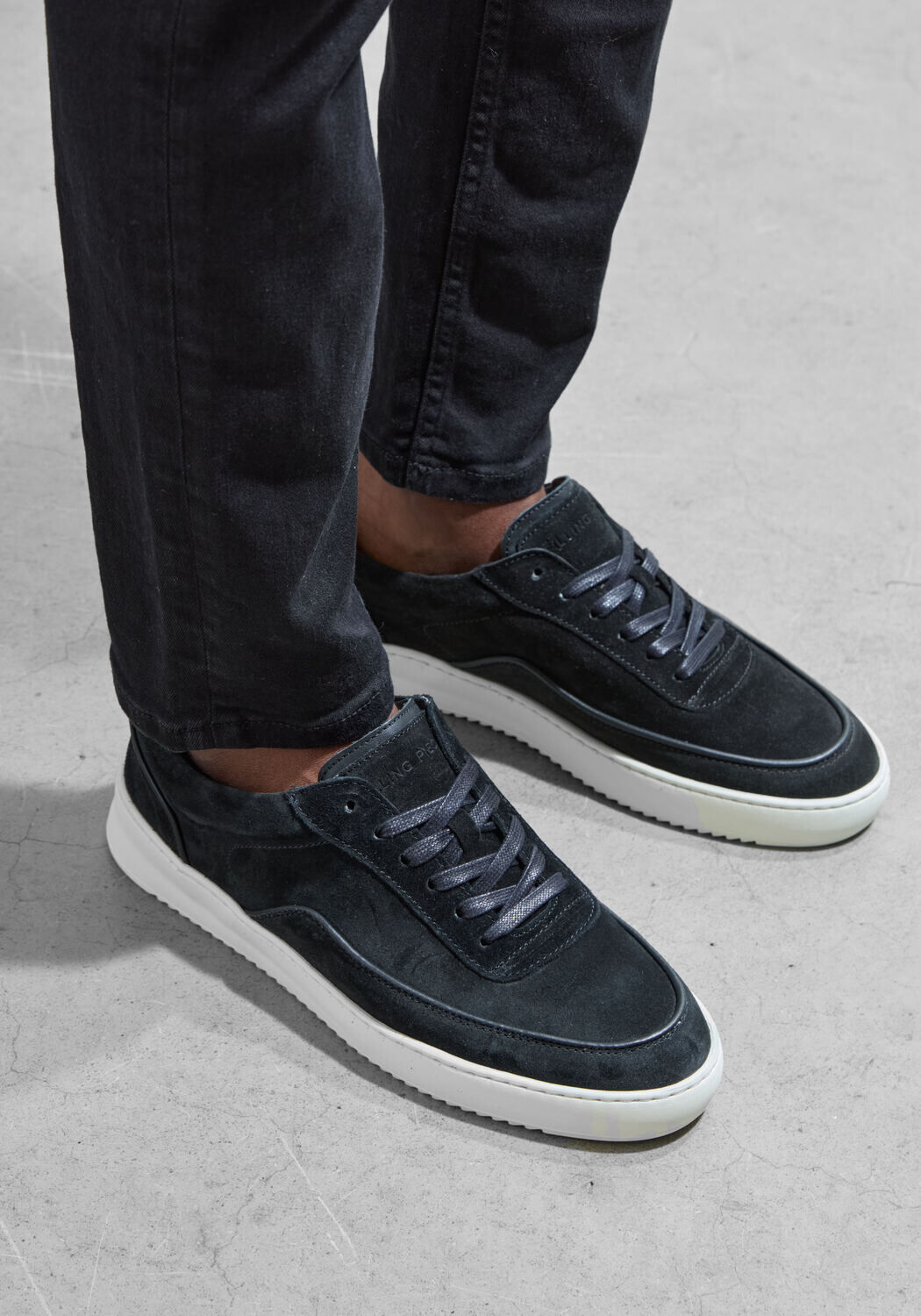 Zwarte FILLING PIECES Lage sneakers MONDO SUEDE LUX - medium