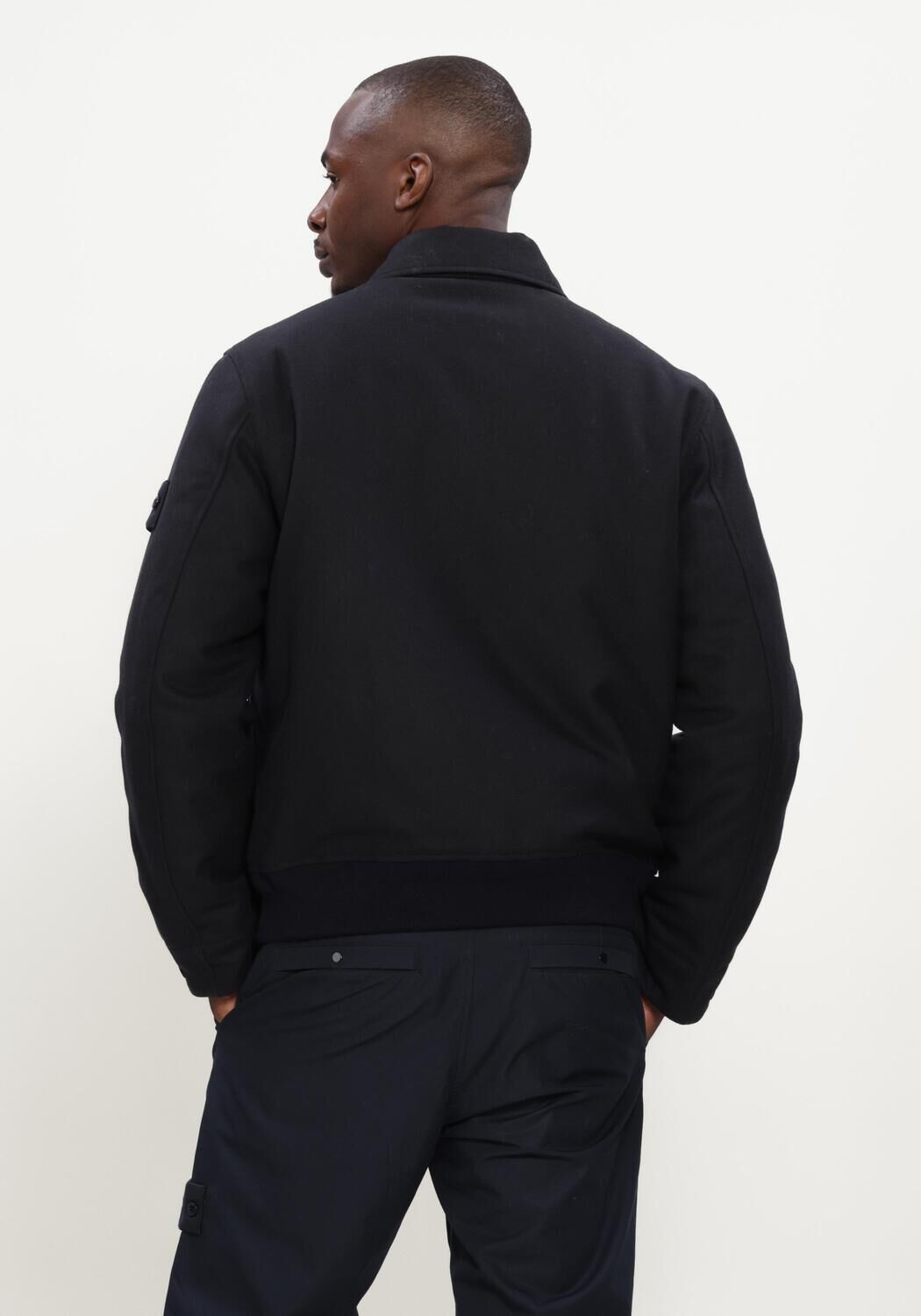 Zwarte STONE ISLAND Jack JACKET S0F24 - large