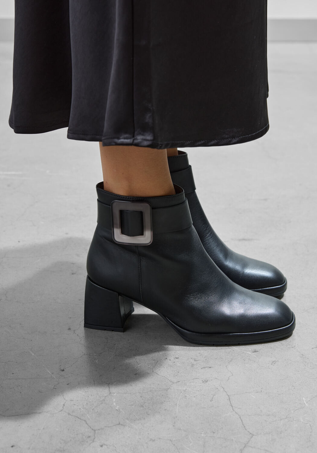 Zwarte SOFTWAVES Enkellaarsjes 89002 LED - medium