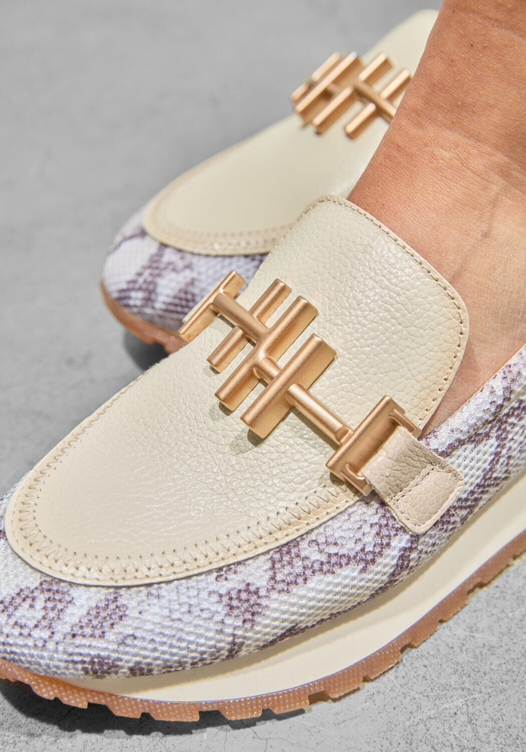 Beige HISPANITAS Instappers HV253919 - large