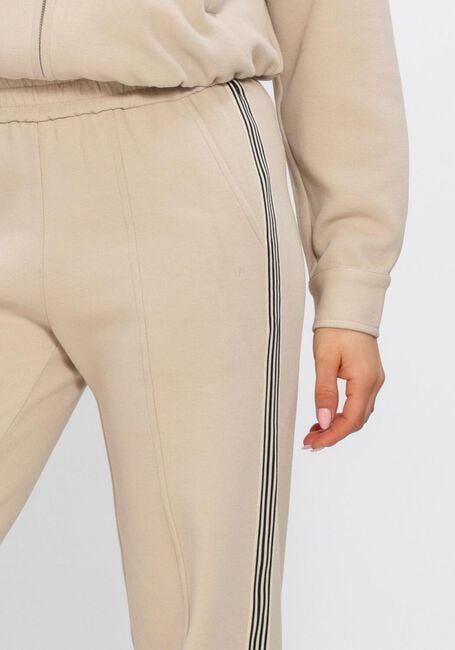 Zand AIMEE THE LABEL Broeken BABS TROUSERS - large