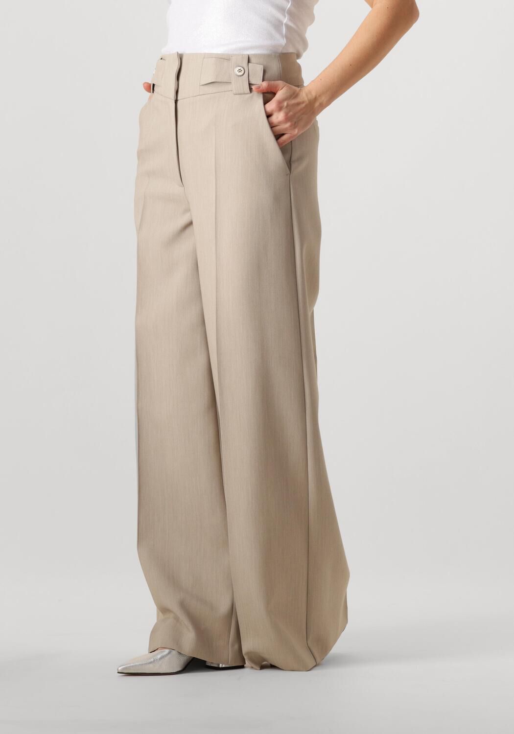 AAIKO Broek
Dames Nore Buttons R Pes 345, Maat: L, Kleur: Beige