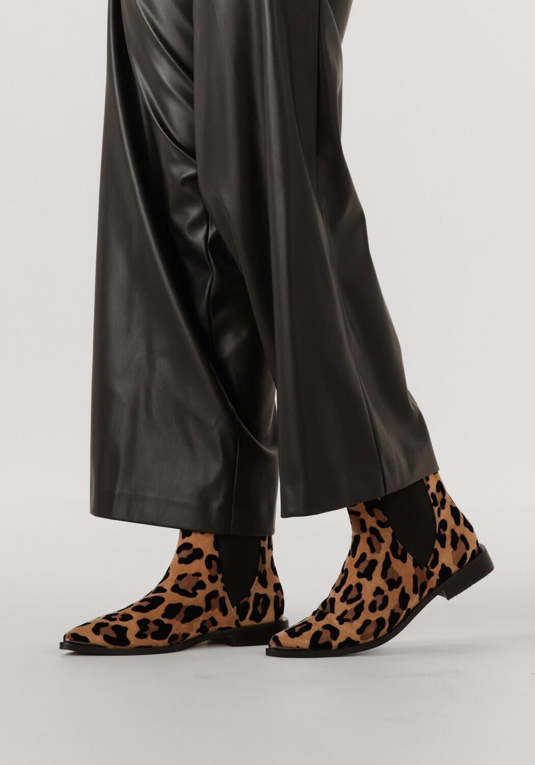 Beige STEFANO LAURAN Chelsea boots PE2061 - large