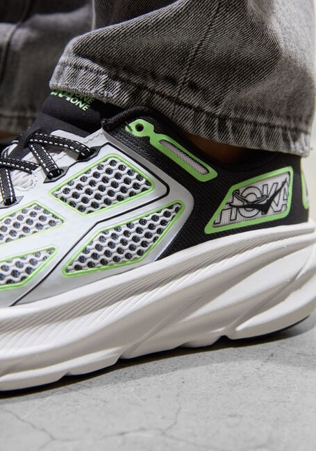 Witte HOKA Lage sneakers CLIFTON ONE9 Witte HOKA Lage sneakers CLIFTON ONE9 - large
