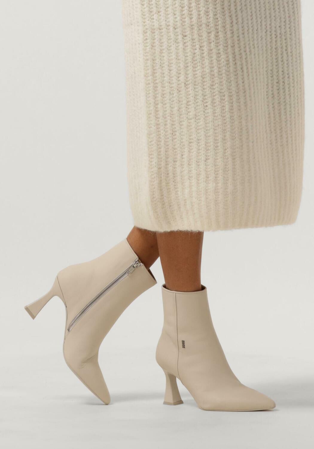 Beige NUBIKK Enkellaarsjes ACE YADA - large