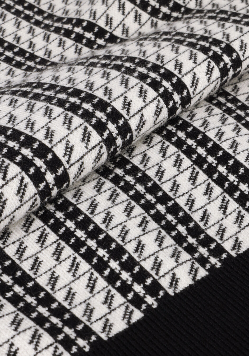 Zwarte JANICE Trui TRUI GEBREID POF MOUW JAY - large