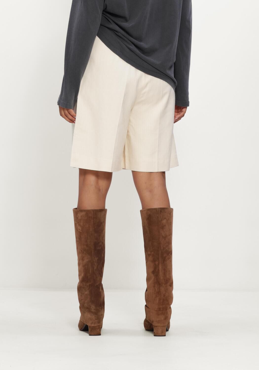 Ecru ANINE BING Korte broek BRYSON SHORT - large