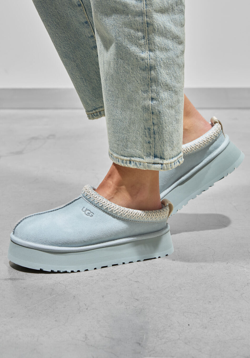 Blauwe UGG Pantoffels W TAZZ - large