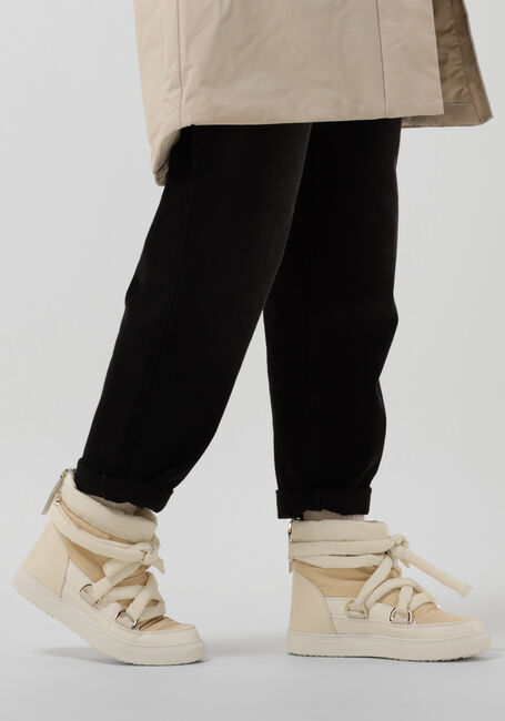 Witte INUIKII Snowboots PUFFER LACES - large