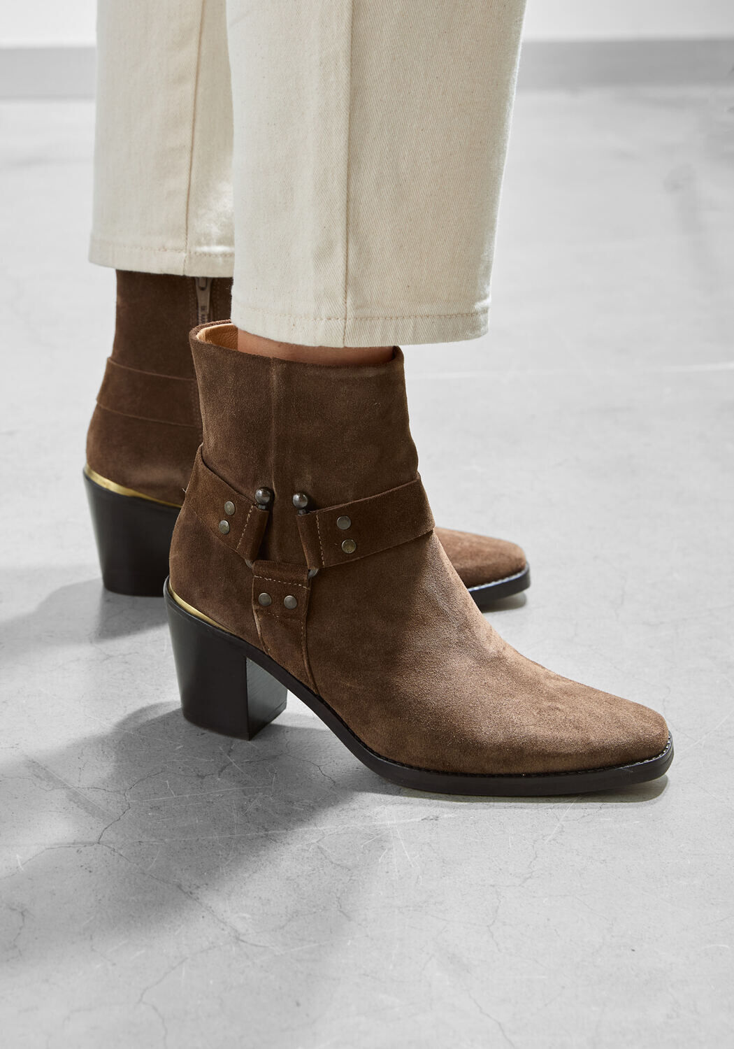 Bruine LINA LOCCHI Enkellaarsjes L1218 - large