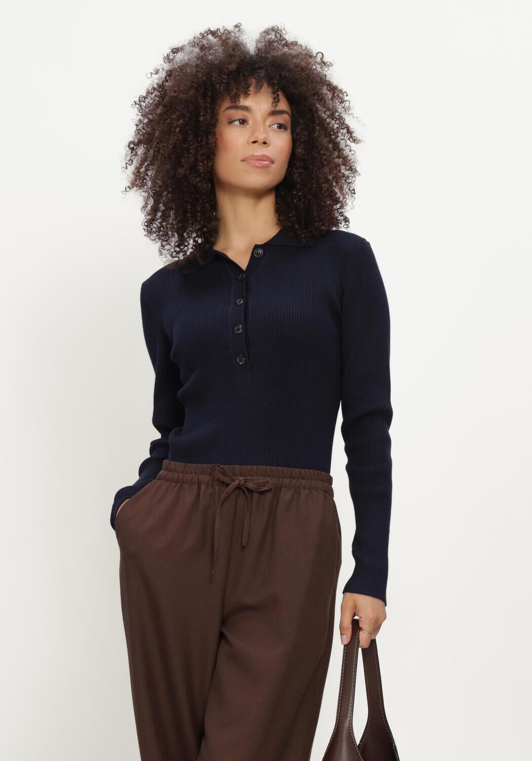 Blauwe BRUUNS BAZAAR Coltrui ANEMONEBBVALEA KNIT POLO - large