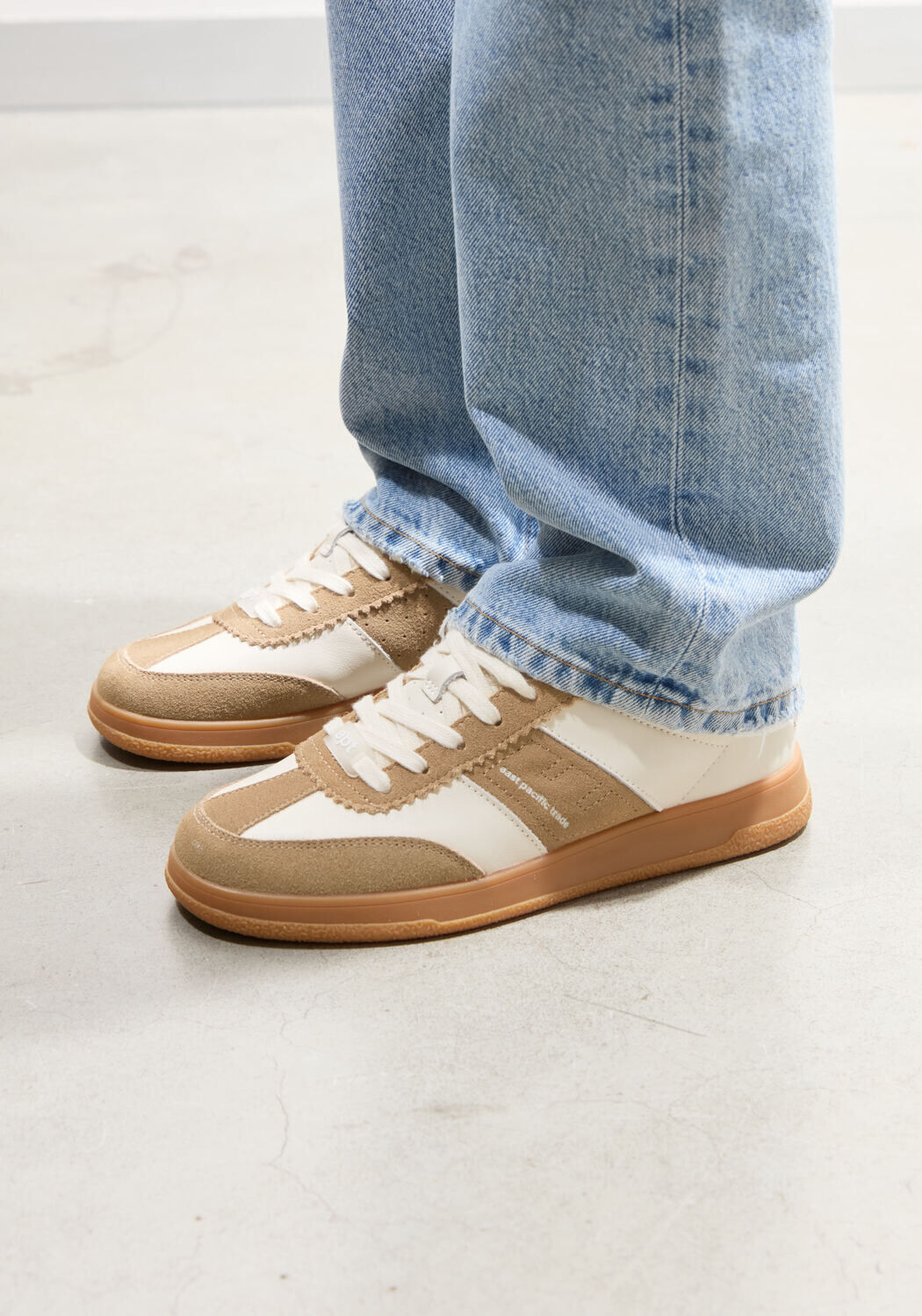 Witte EAST PACIFIC TRADE Lage sneakers SANTOS-W - medium