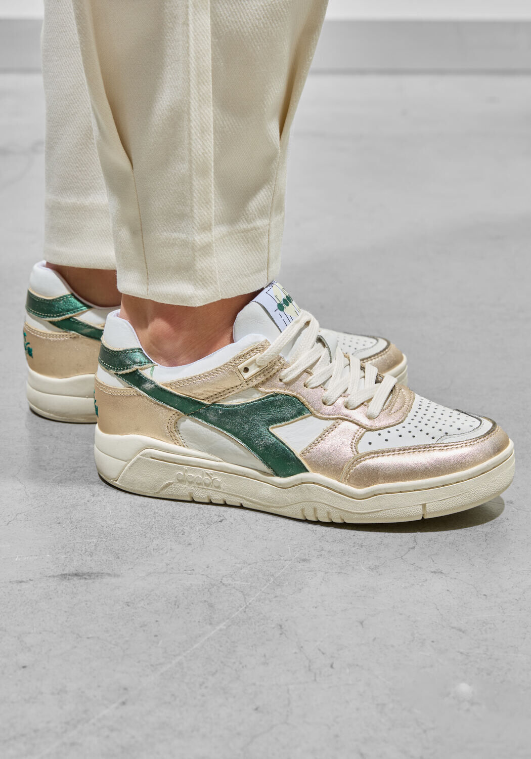 Witte DIADORA HERITAGE Lage sneakers B.560 METAL MIX WN - large