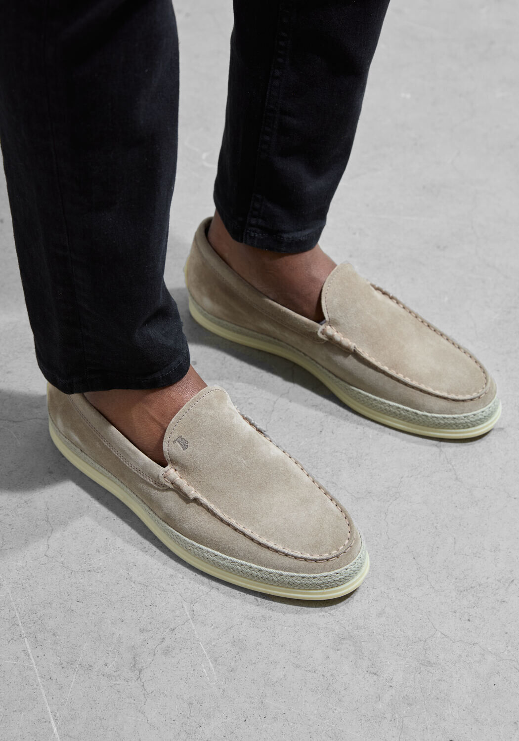 Taupe TOD'S Instappers XXM0TV0AJ30 - medium