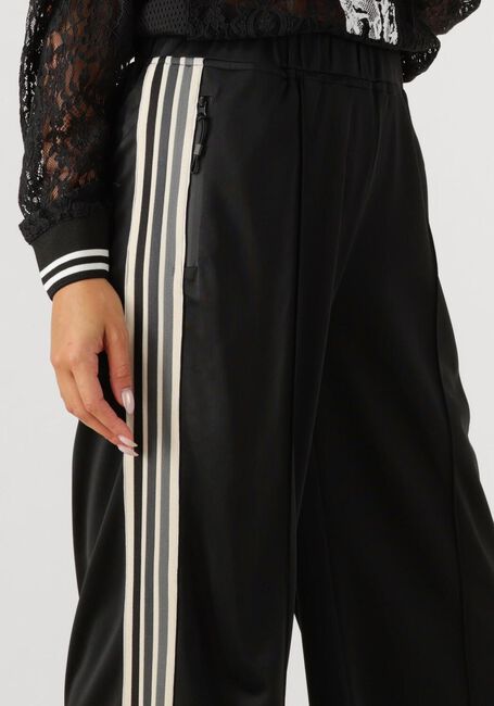 Zwarte HAUTE L'AMITIÉ Wijde broek BAGGY DAYS TRACK TALL PANT - large