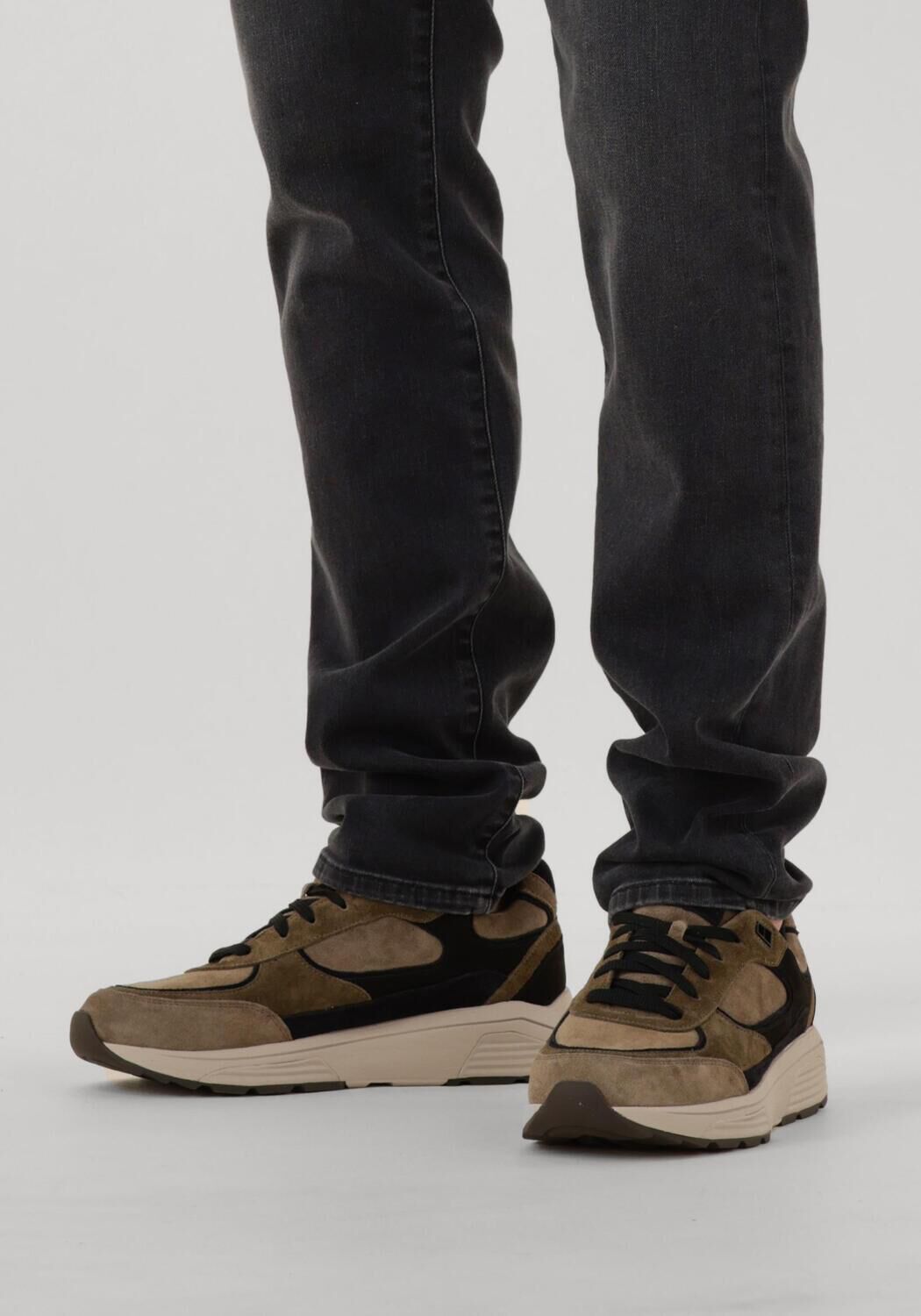 Bruine XSENSIBLE Lage sneakers MANHATTAN - large