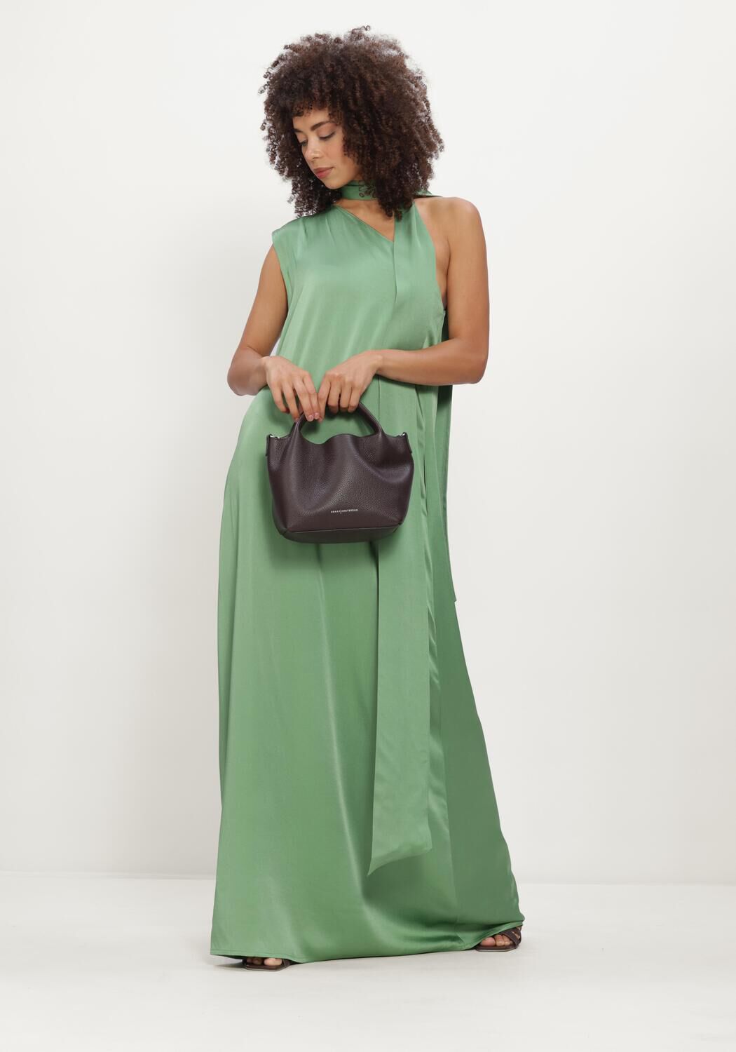 Groene SEA ME HAPPY Jurken LAURI DRESS SATIN CREPE - large