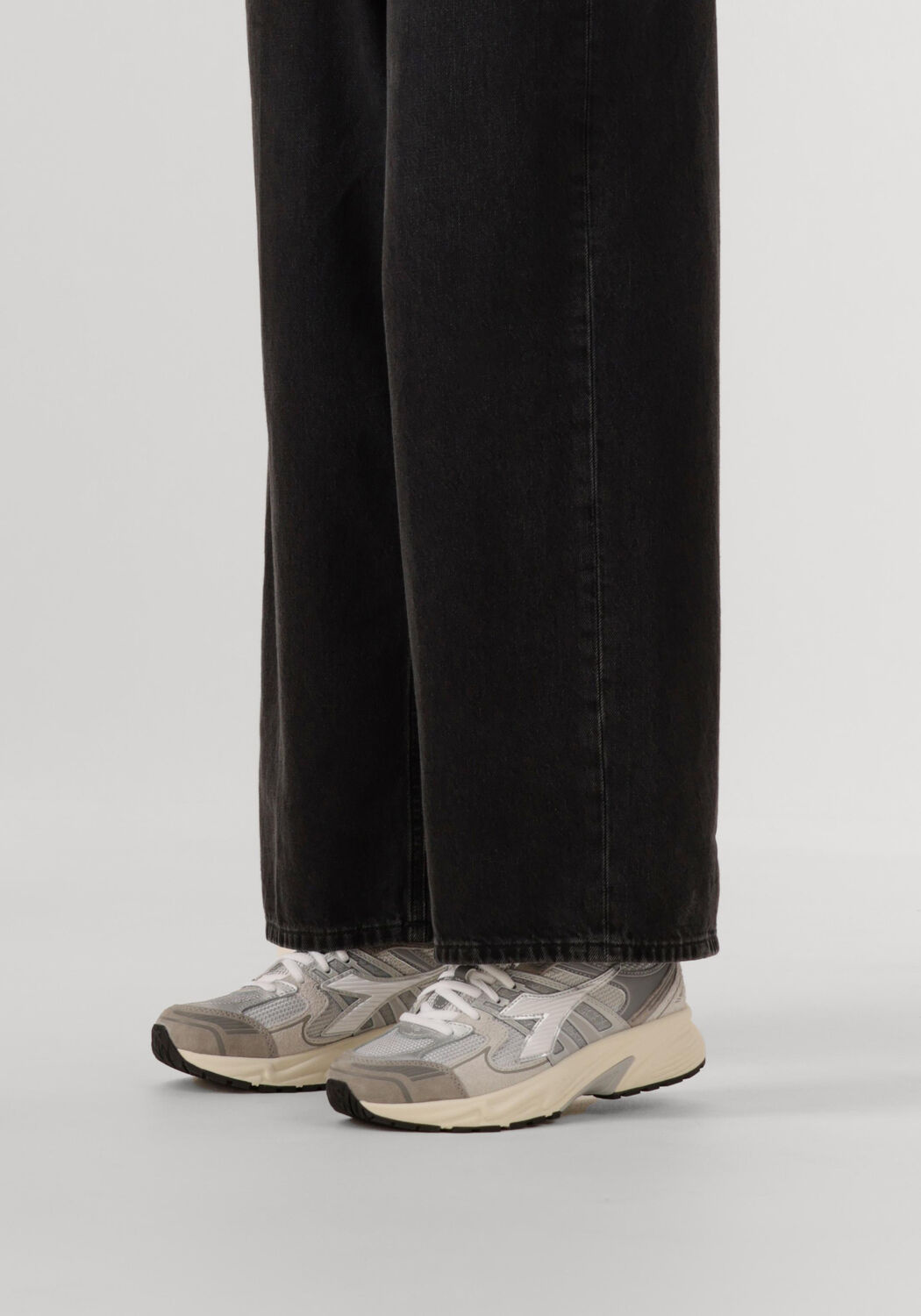 Grijze DIADORA Sneakers MYTHOS STAR - large