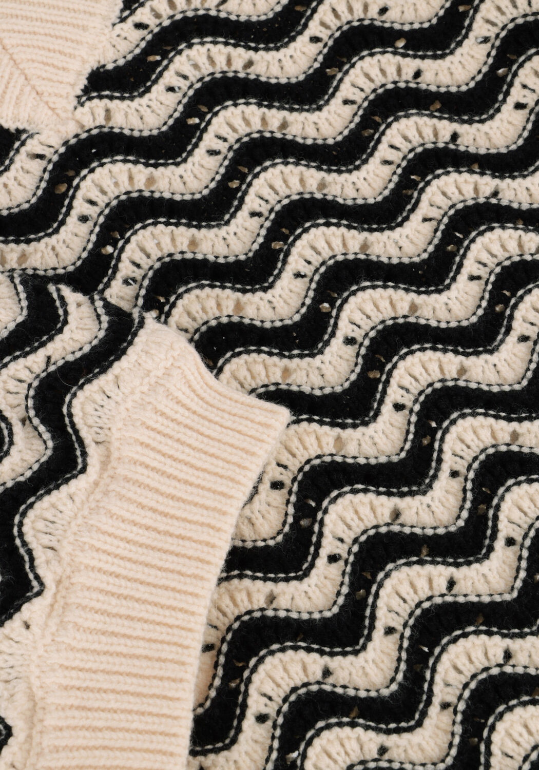 Witte MINUS Top MAIKA KNIT SHIRT - large