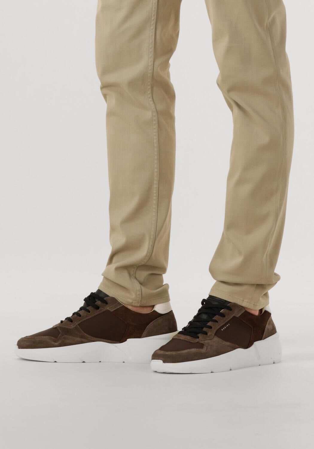 Bruine NUBIKK Lage sneakers ROQUE ROAD WAVE - large