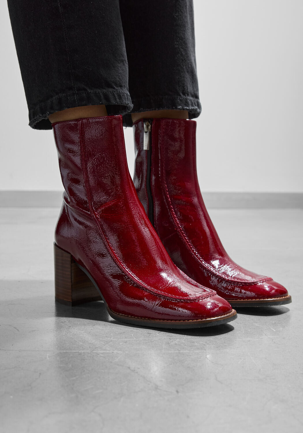 Rode PERTINI Enkellaarsjes 32570 LAK - large