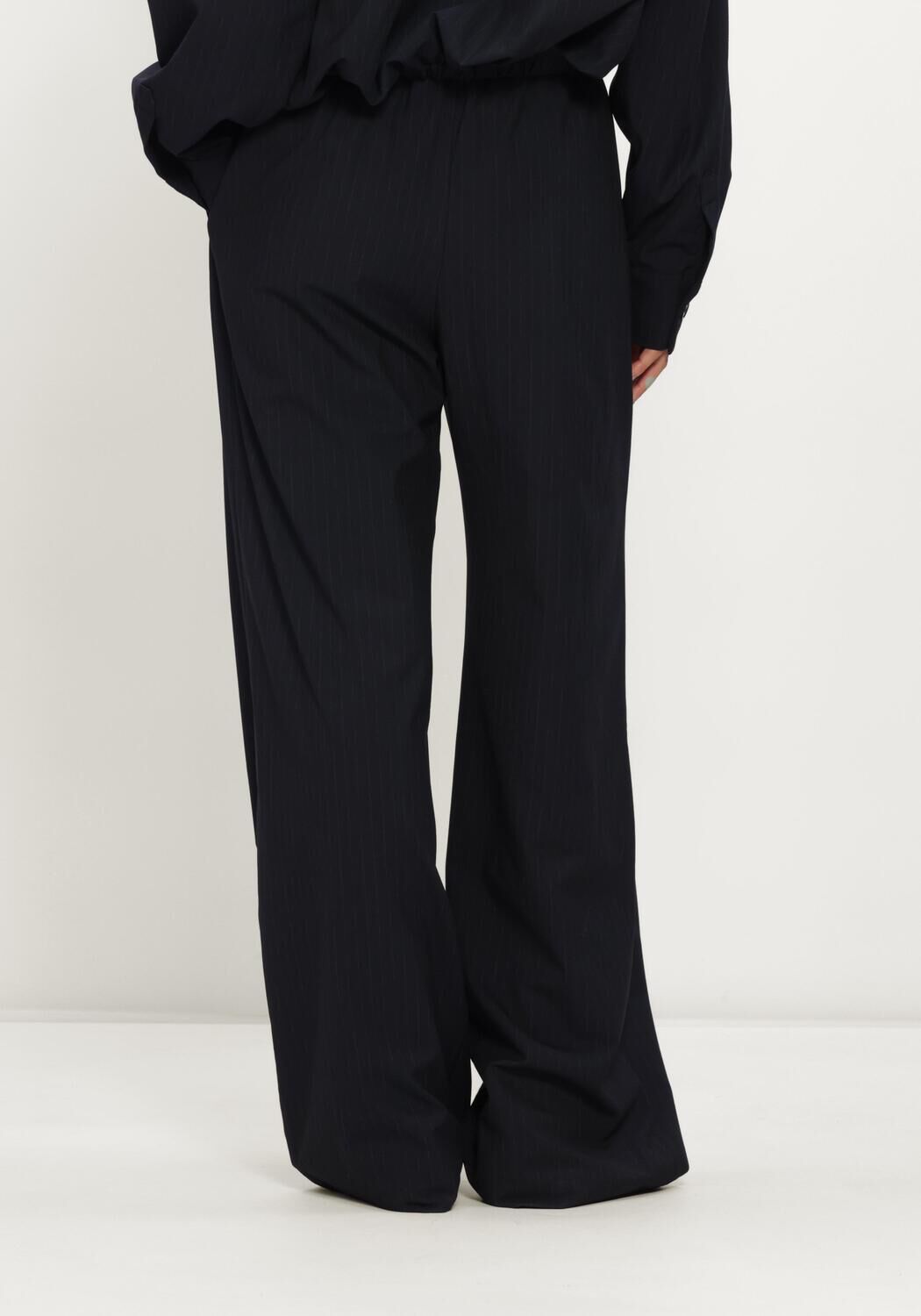 Lichtblauwe JOHNY Wijde broek AYO - large