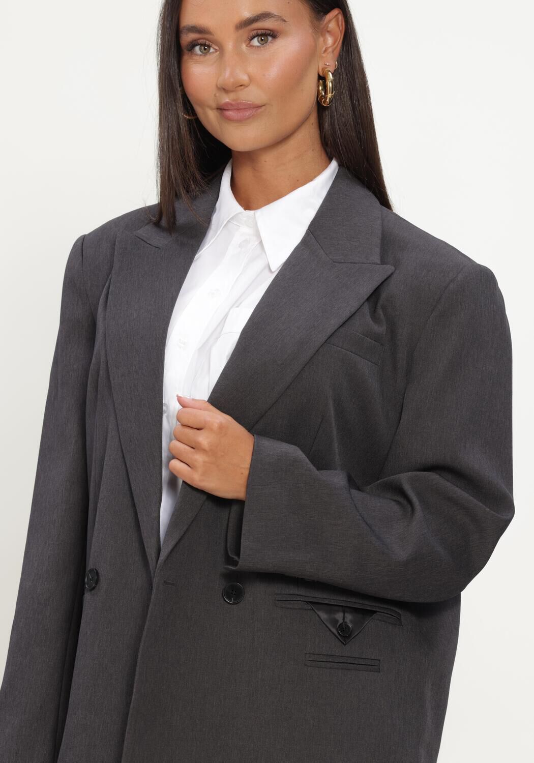 Grijze HAUTE L'AMITI&Eacute; Blazers AMY OVERSIZE TRIANGLE BLAZER - large