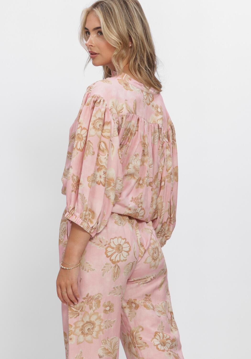 Zand AMAYA AMSTERDAM Blouses JUNO BLOUSE - large