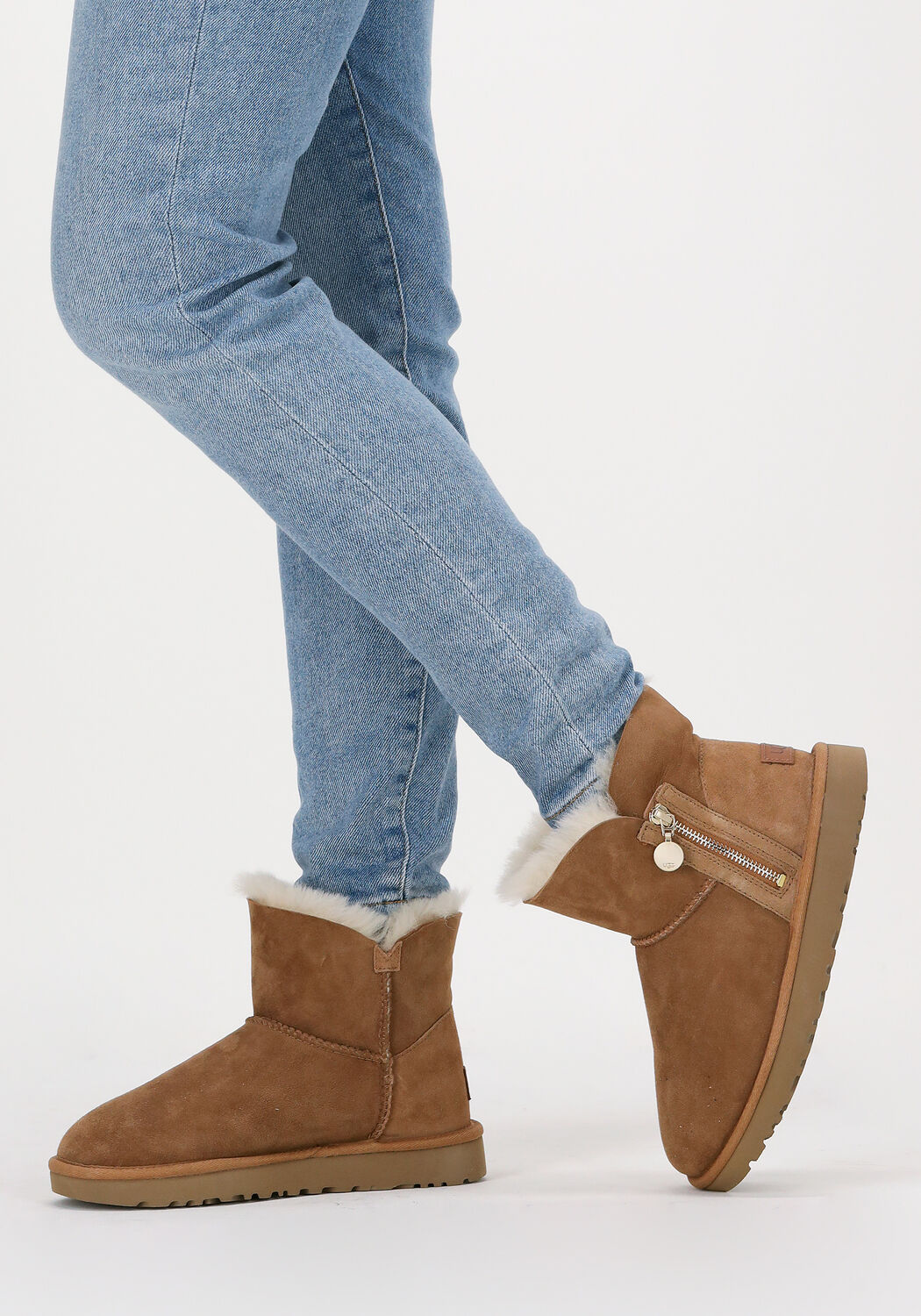 Uggs met rits zijkant on sale