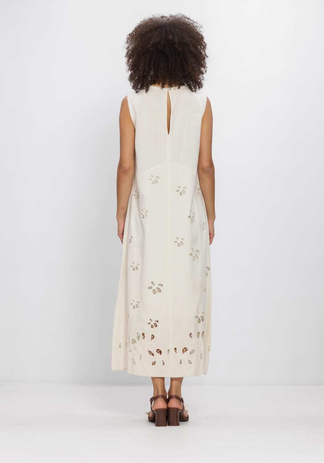 Witte MARC CAIN COLLECTION Jurken AC 21.37 W73 - large