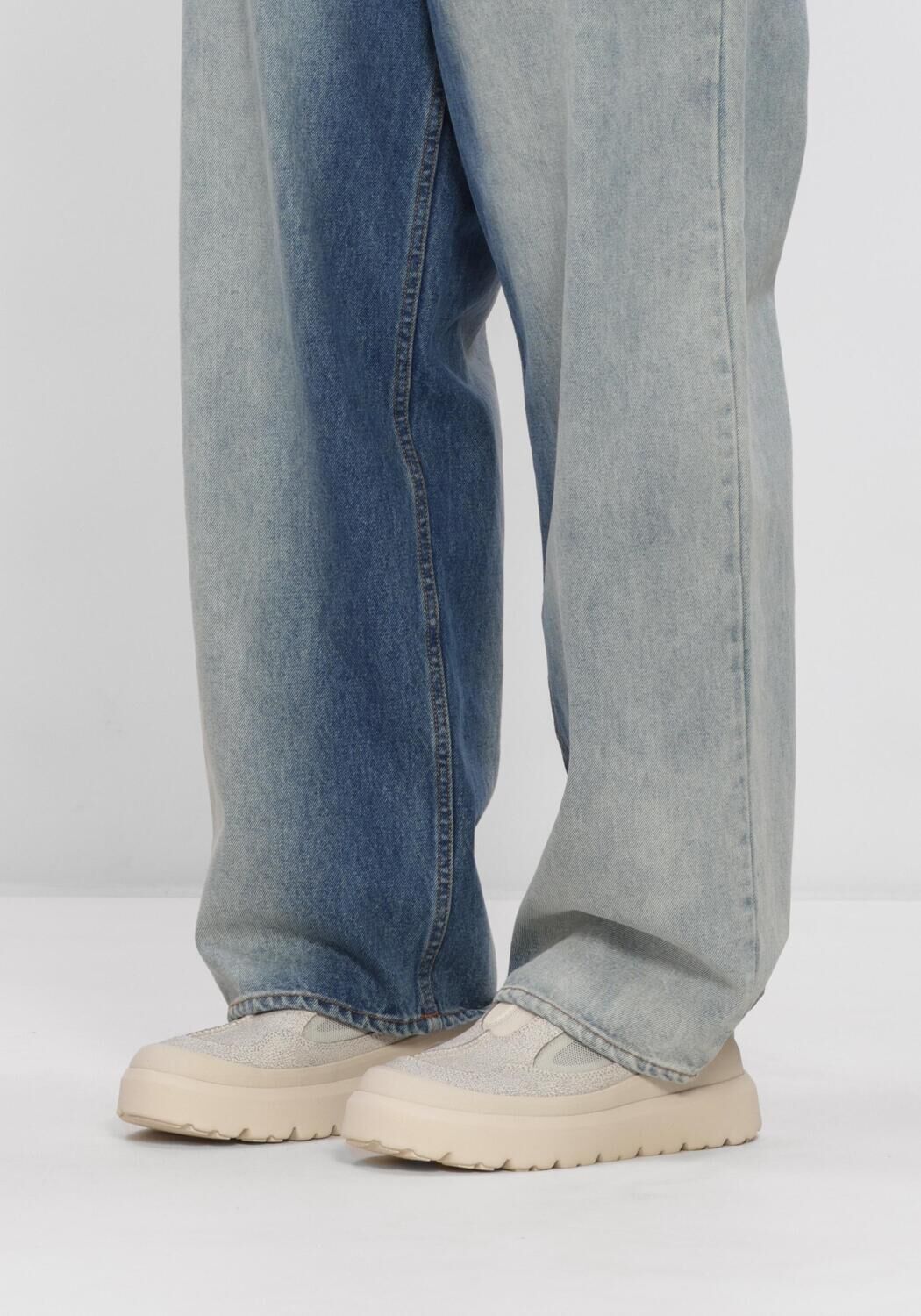 Witte UGG Sneakers M HERITAGE UTILITY AXOID CRACKLE - large