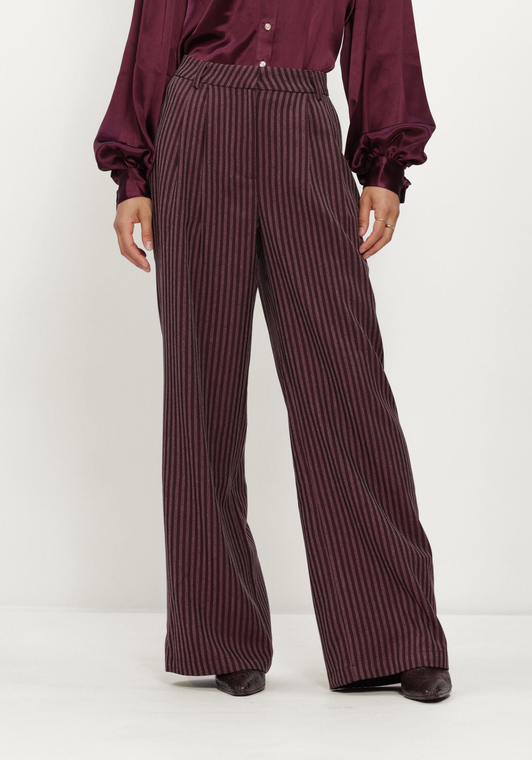 Bordeaux AMAYA AMSTERDAM Wijde broek ADELINE PANTS - large