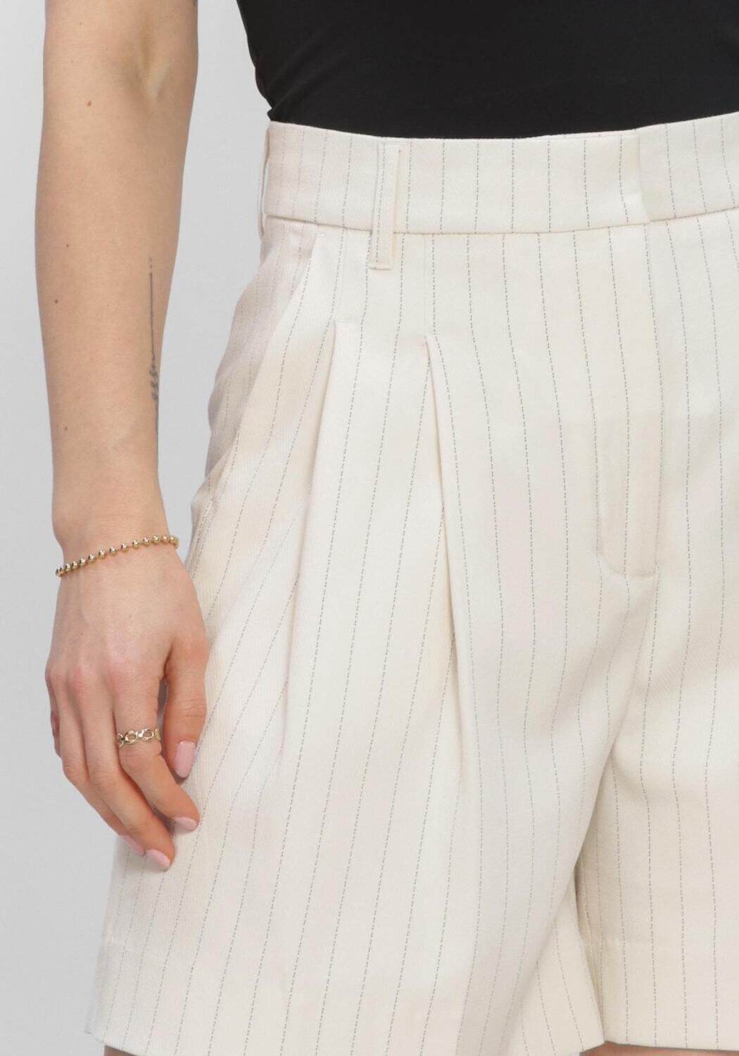 Ecru COPENHAGEN MUSE Korte broek CMTAILOR-SHORTS STRIPE - large