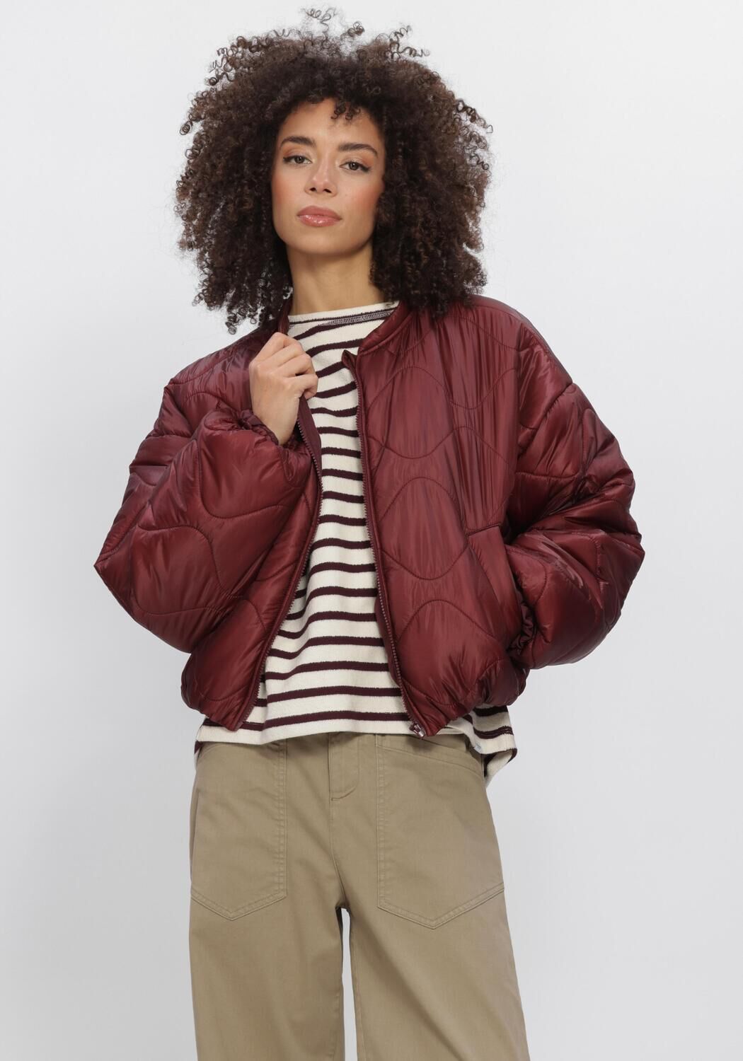 Penn & Ink Penn & Ink Gewatteerde Jas Dames W26c387