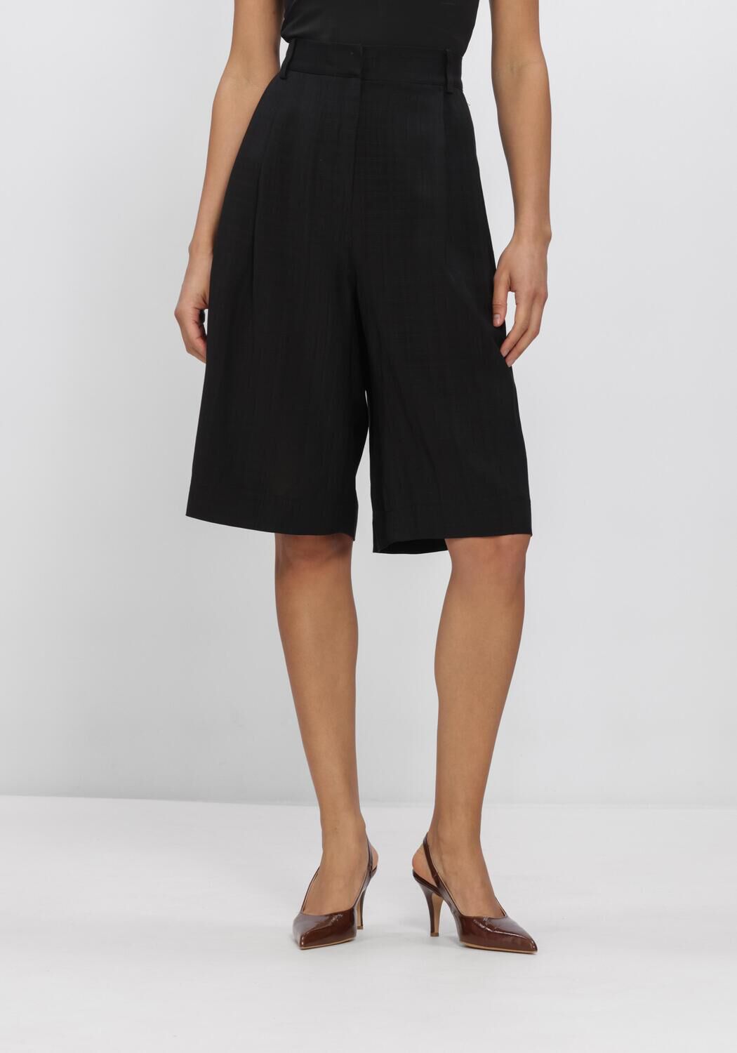 Zwarte MARGAUX LONNBERG Broeken HEWIT SHORT - large