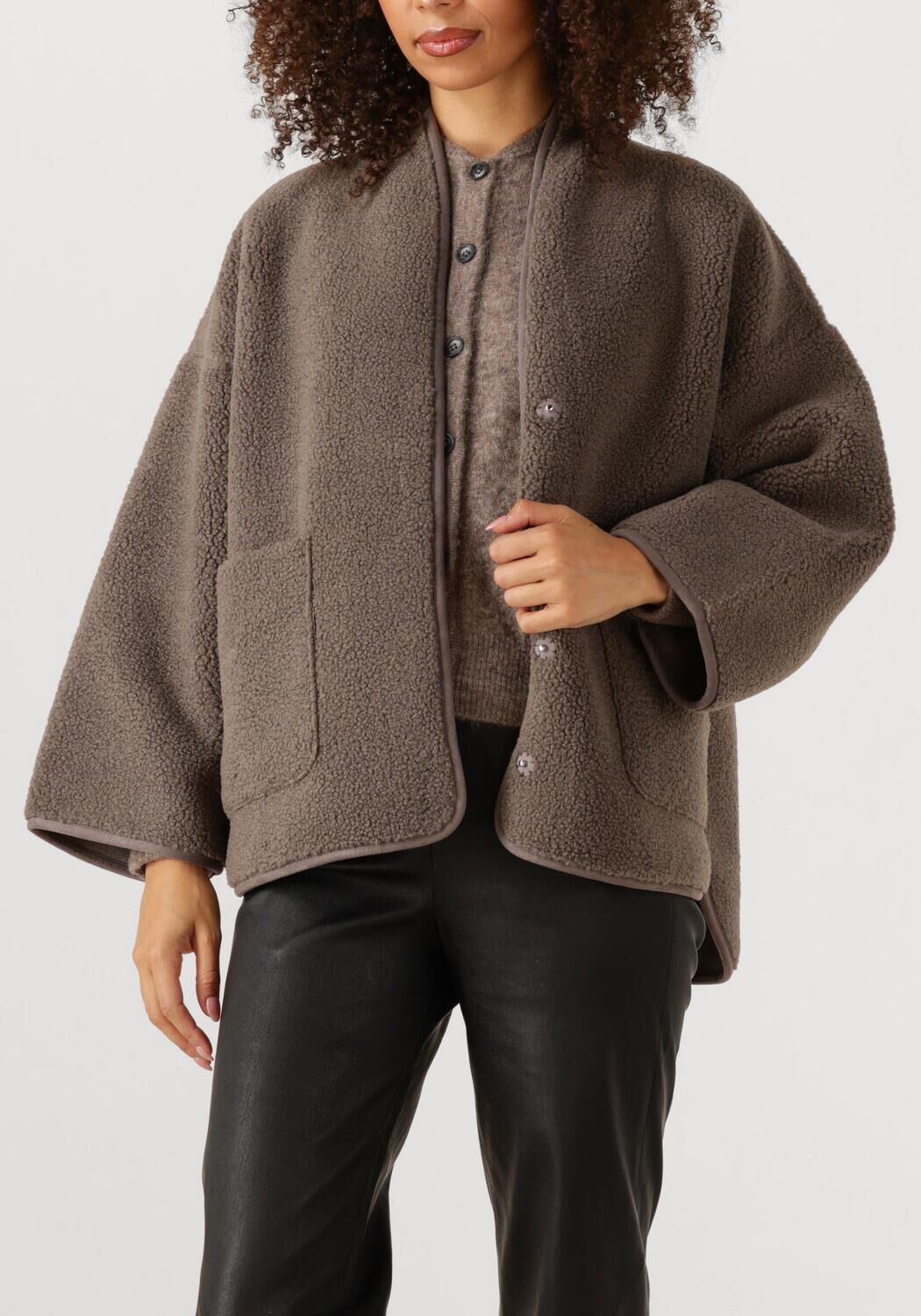 Taupe KNIT-TED Teddy jas JOKO - large