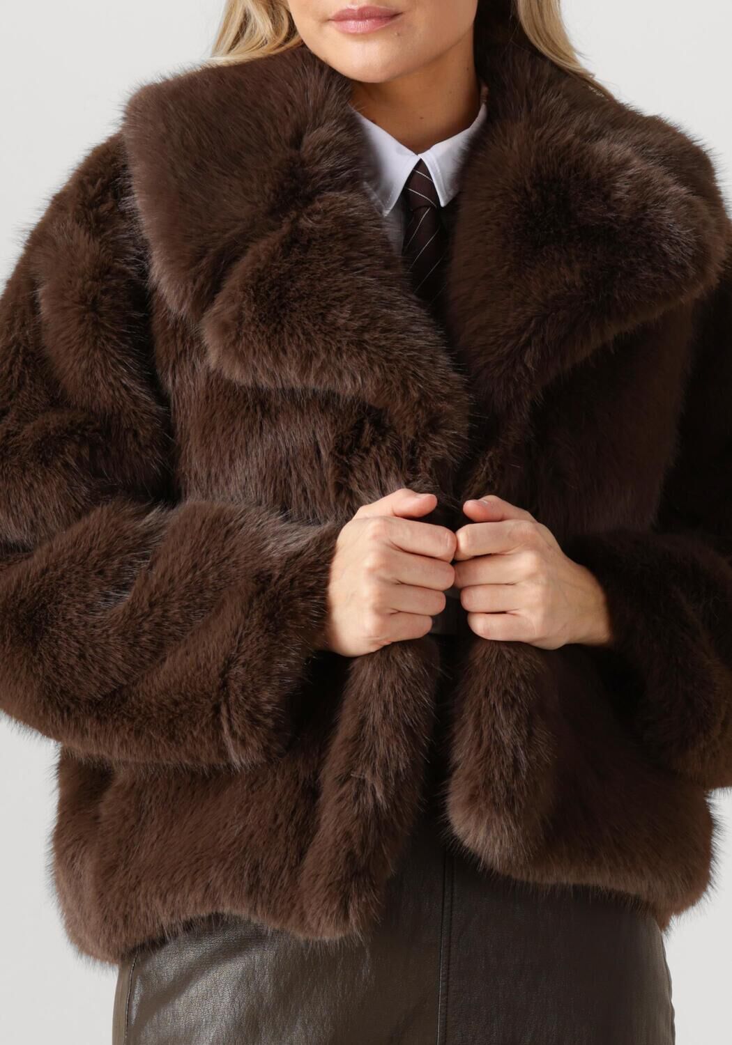 Bruine ALTER EGO Faux fur jas NOVI - large