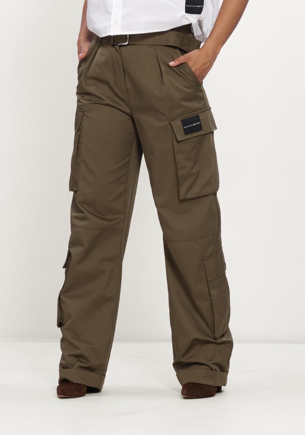 Donkergroene HAUTE L'AMITI&Eacute; Broeken RABI CARGO POCKET TALL PANT - large