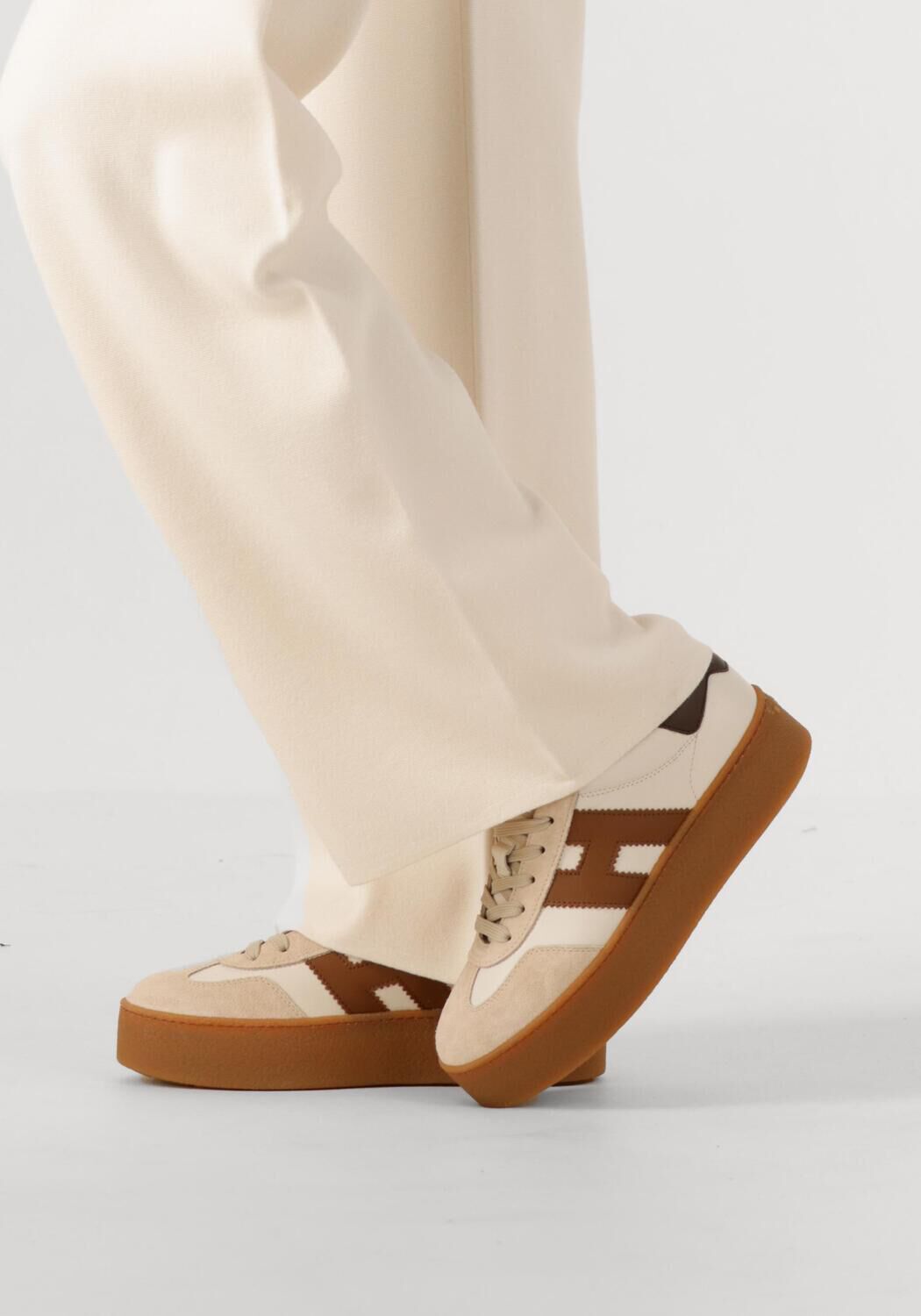 Witte HOGAN Lage sneakers H681 ALLACCIATO H - large