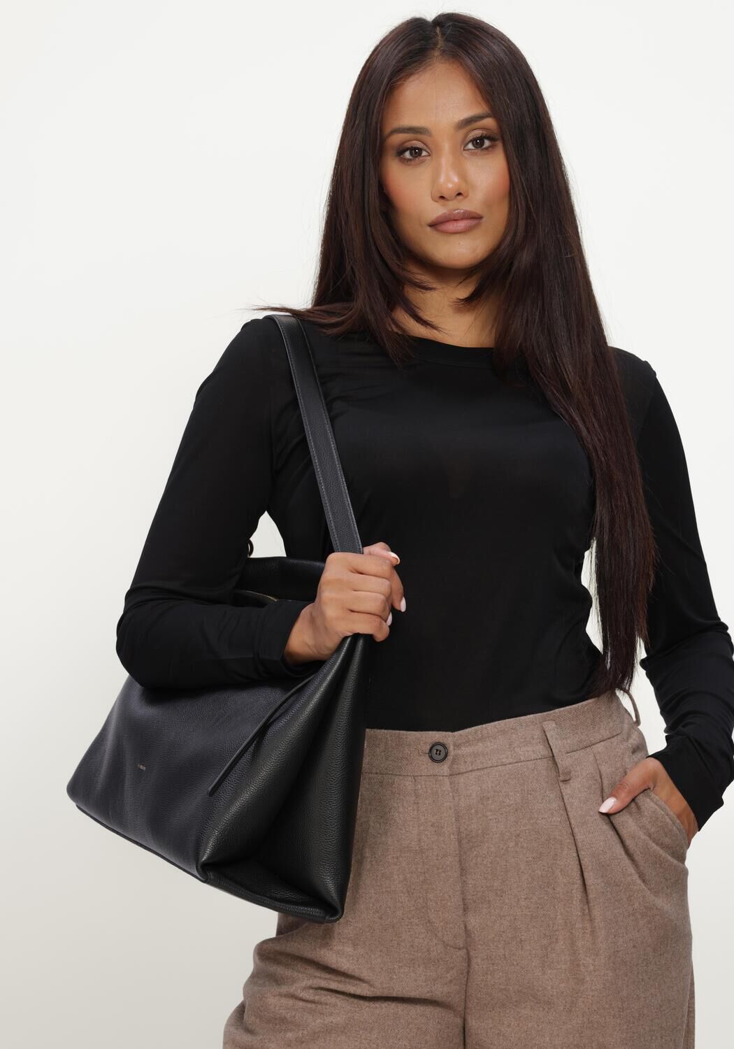 Zwarte FILIPPA K Tops & T-shirts SCOOPED LONGSLEEVE TOP - large