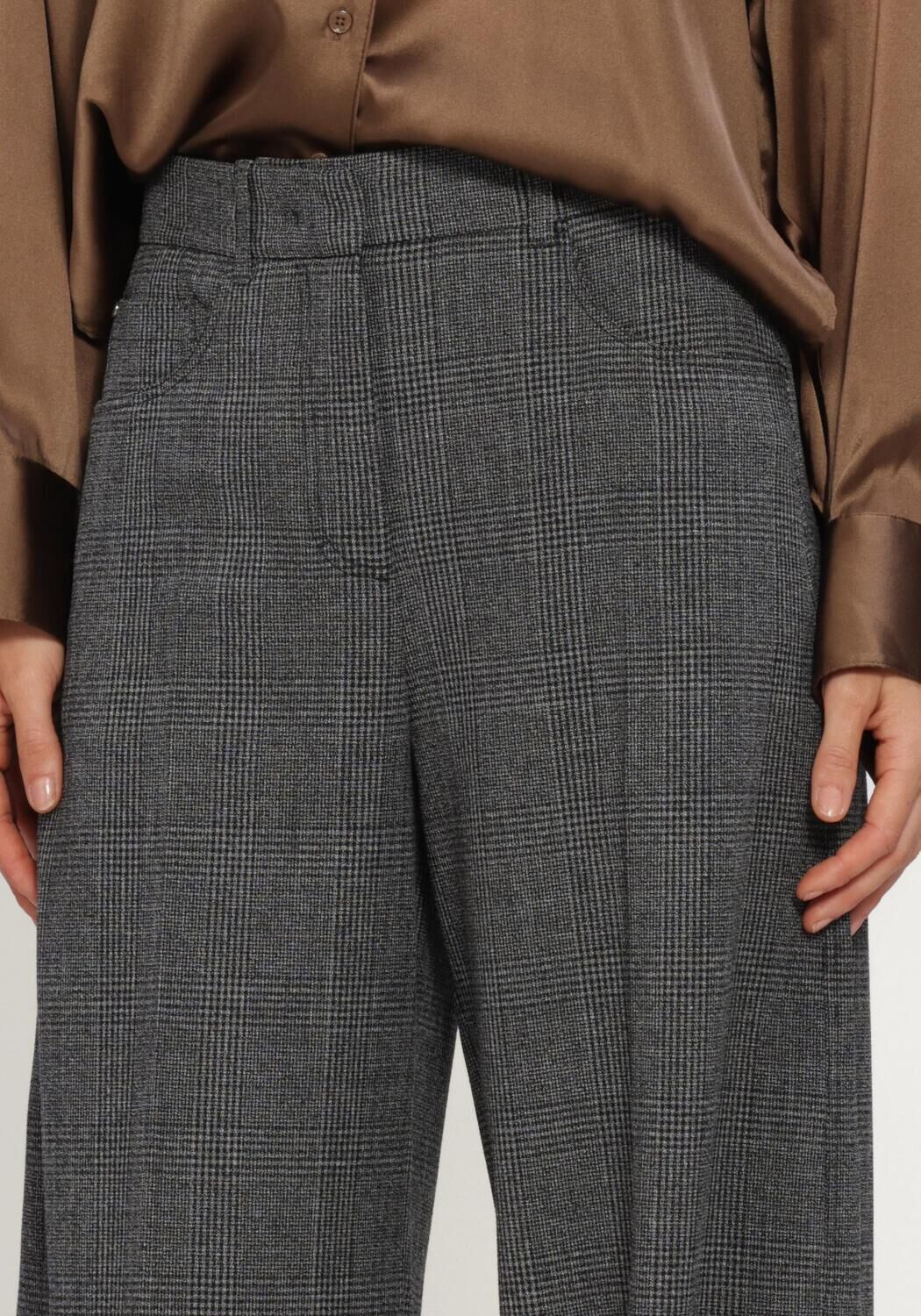 Grijze DOROTHEE SCHUMACHER Pantalon GRAPHIC TWIST PANTS - large