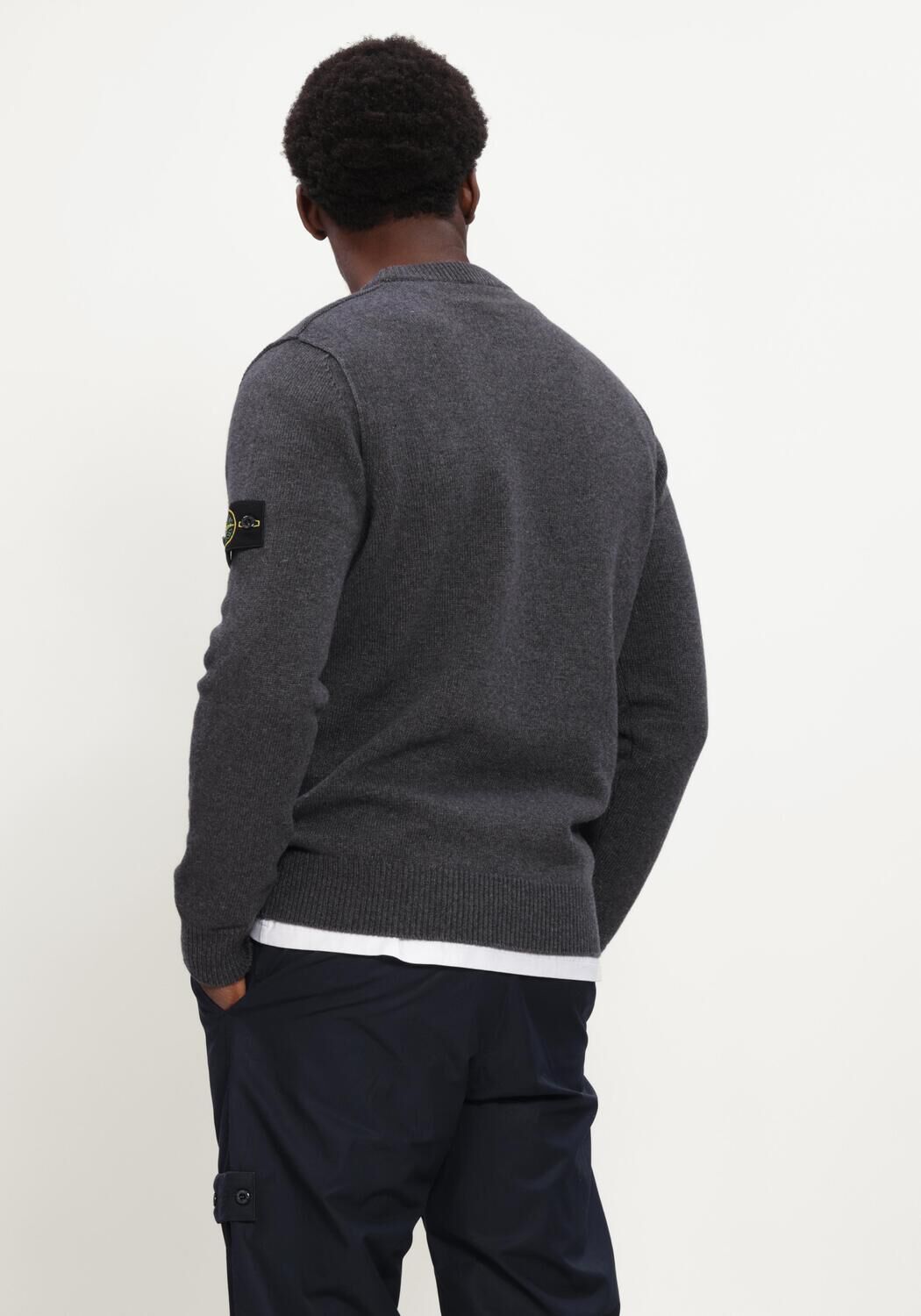 Donkergrijze STONE ISLAND Trui CREW NECK S00A3 - large