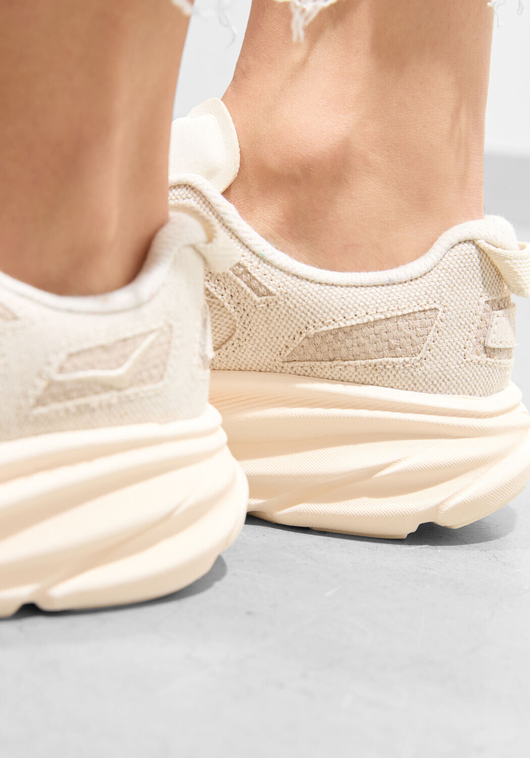 Beige HOKA Lage sneakers CLIFTON ONE9 D - large